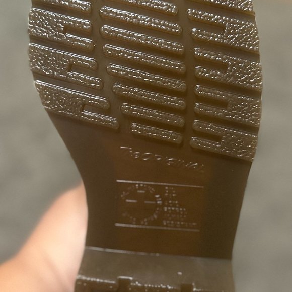 NIB 5 eye Dr Martens brown boots style 8444 size US 5 Men - Picture 4 of 5